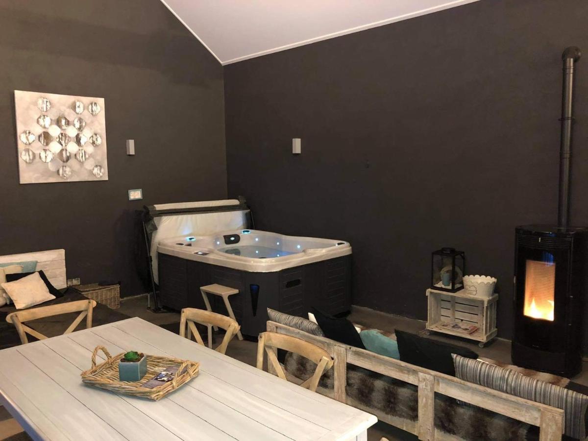 Le Petit Studio De L'Espace Bien Etre Libin Dış mekan fotoğraf