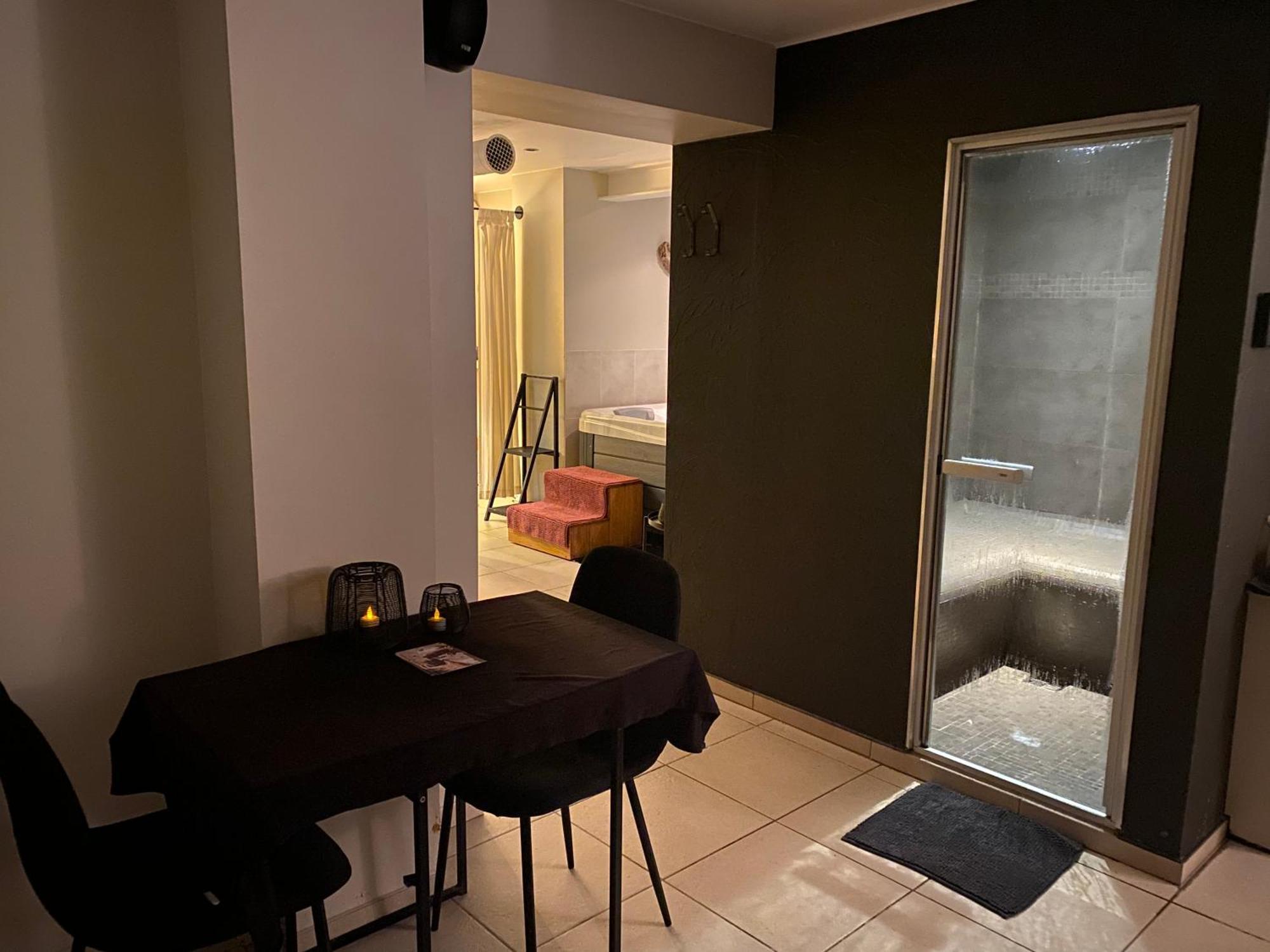 Le Petit Studio De L'Espace Bien Etre Libin Dış mekan fotoğraf